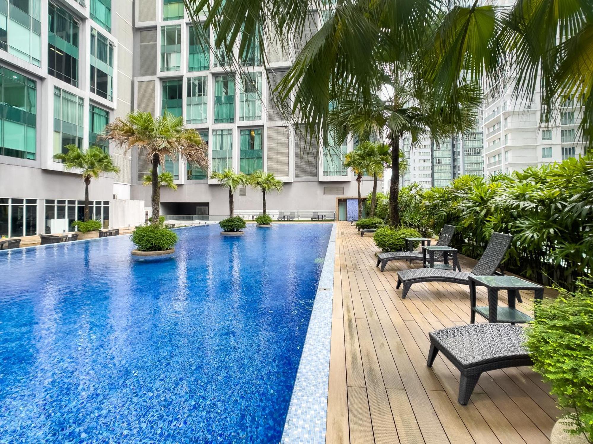 Soho Suites Klcc By Rest Куала-Лумпур Экстерьер фото
