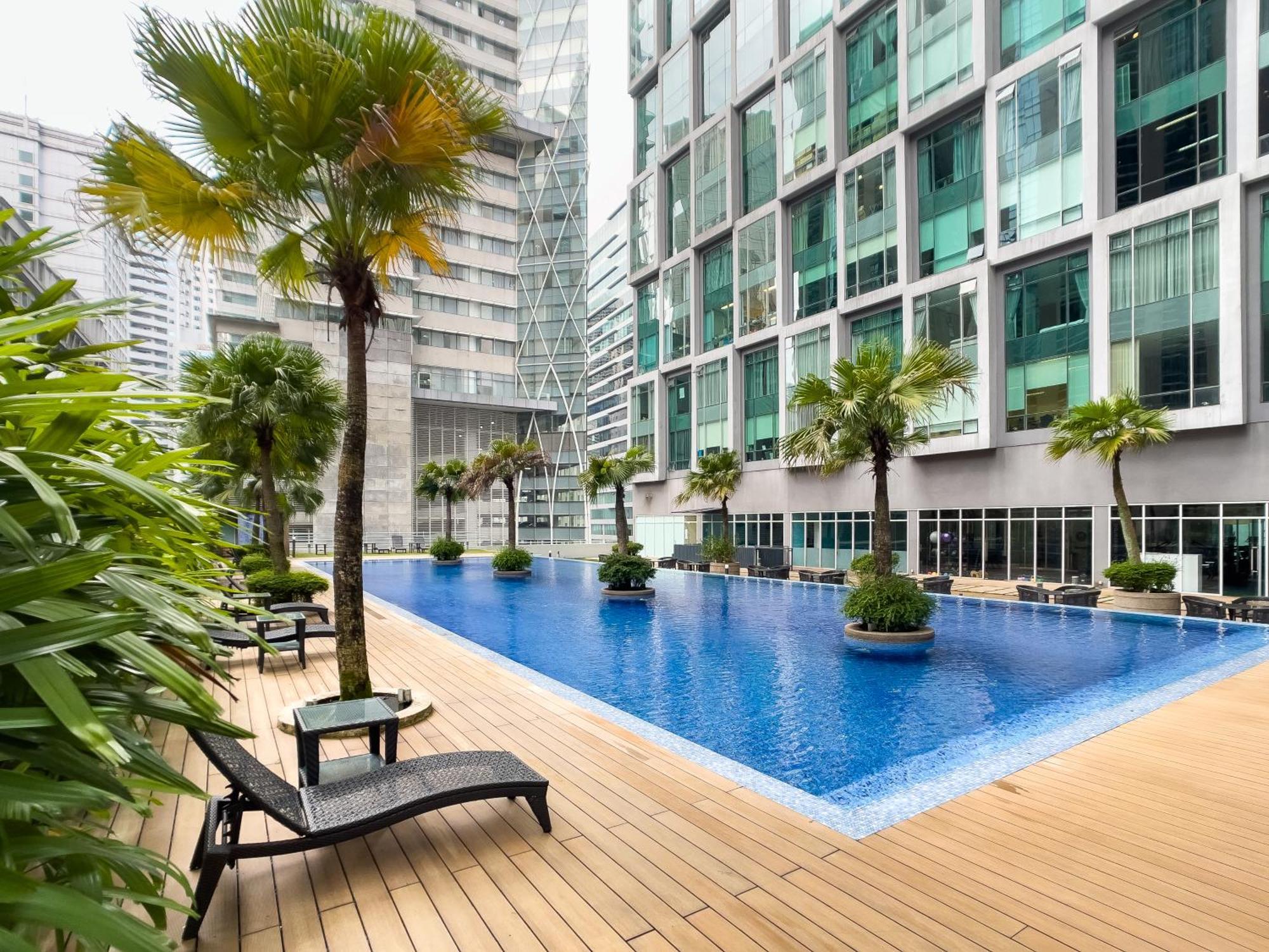 Soho Suites Klcc By Rest Куала-Лумпур Экстерьер фото