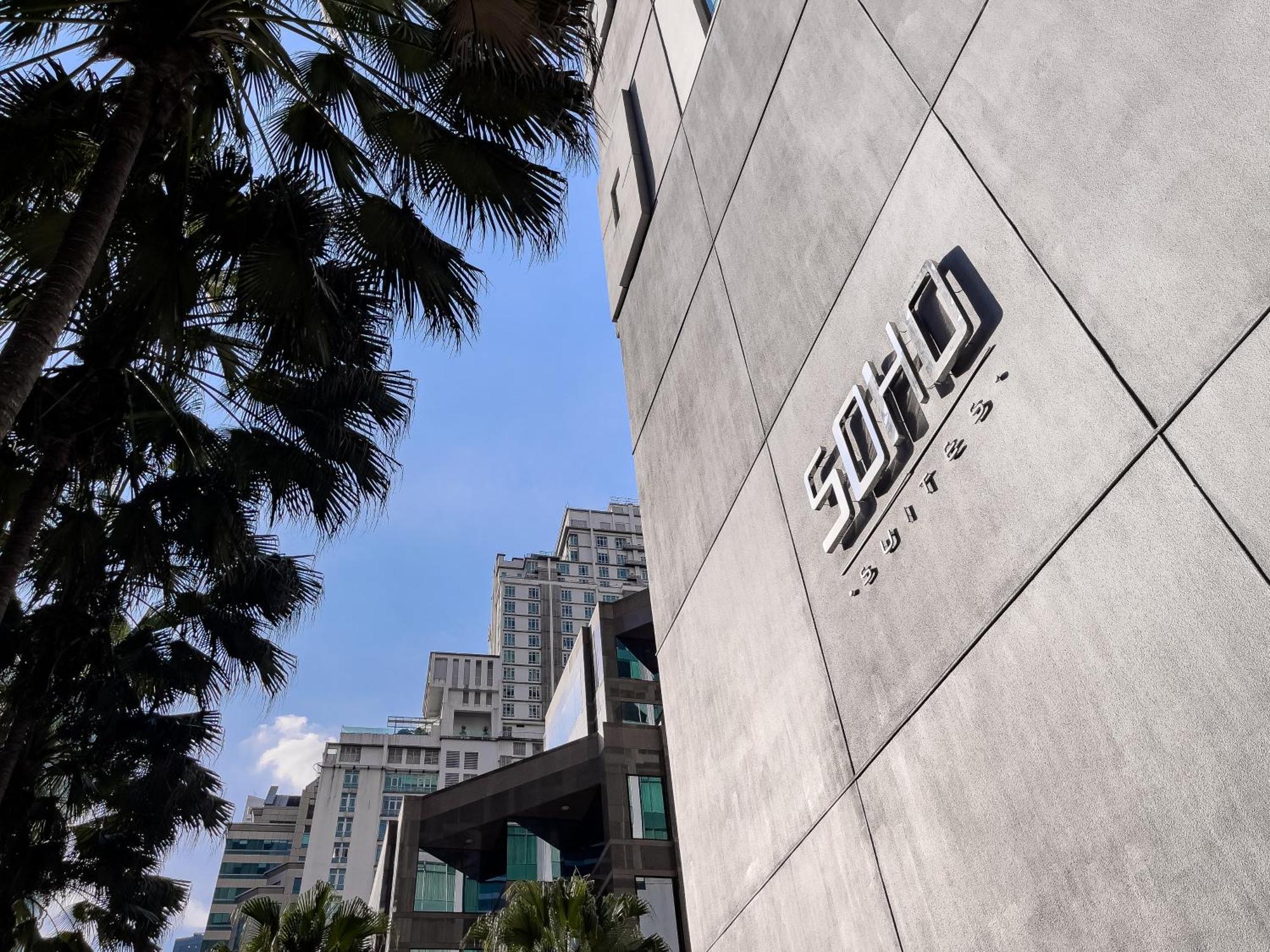 Soho Suites Klcc By Rest Куала-Лумпур Экстерьер фото