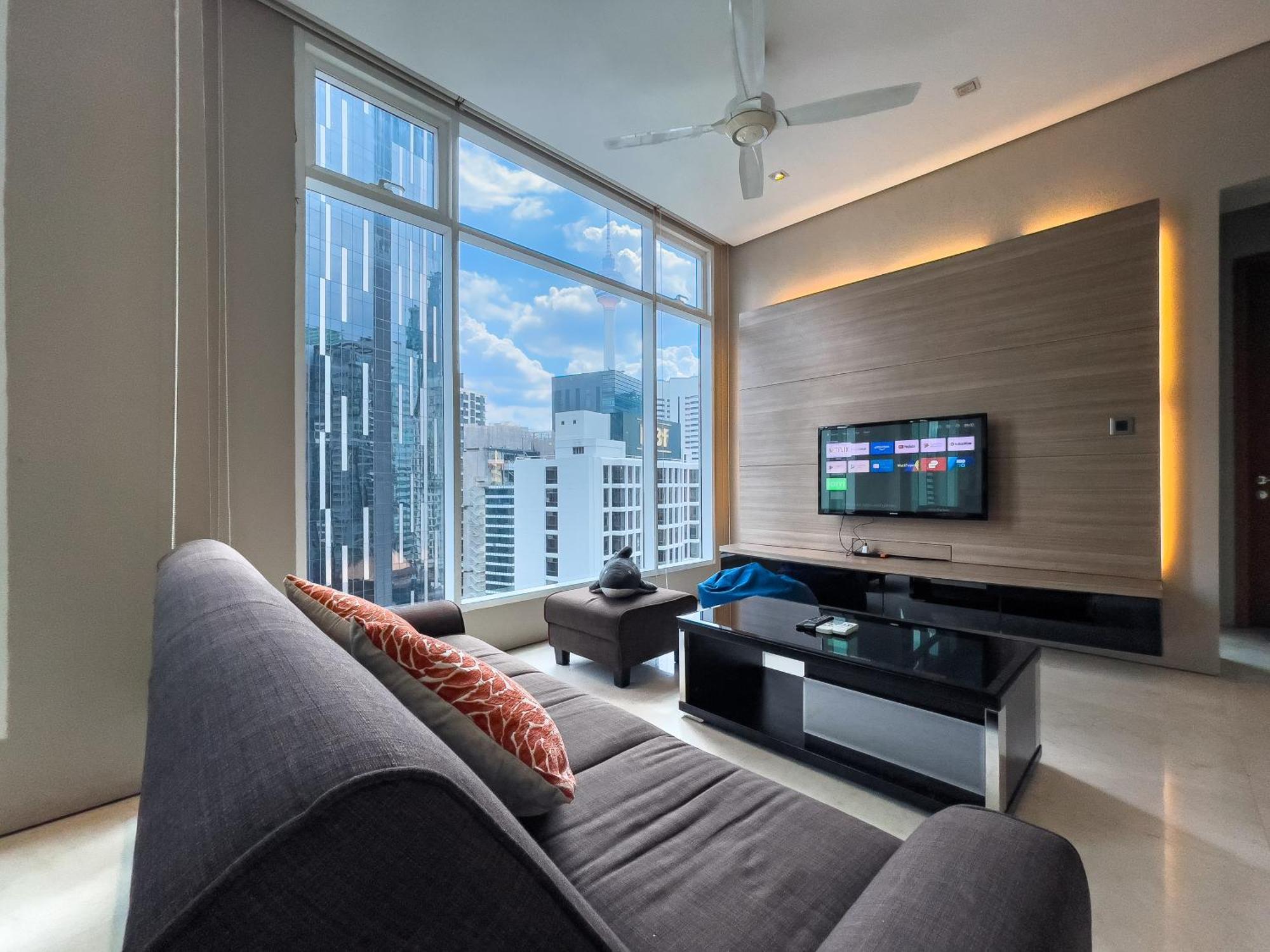 Soho Suites Klcc By Rest Куала-Лумпур Экстерьер фото