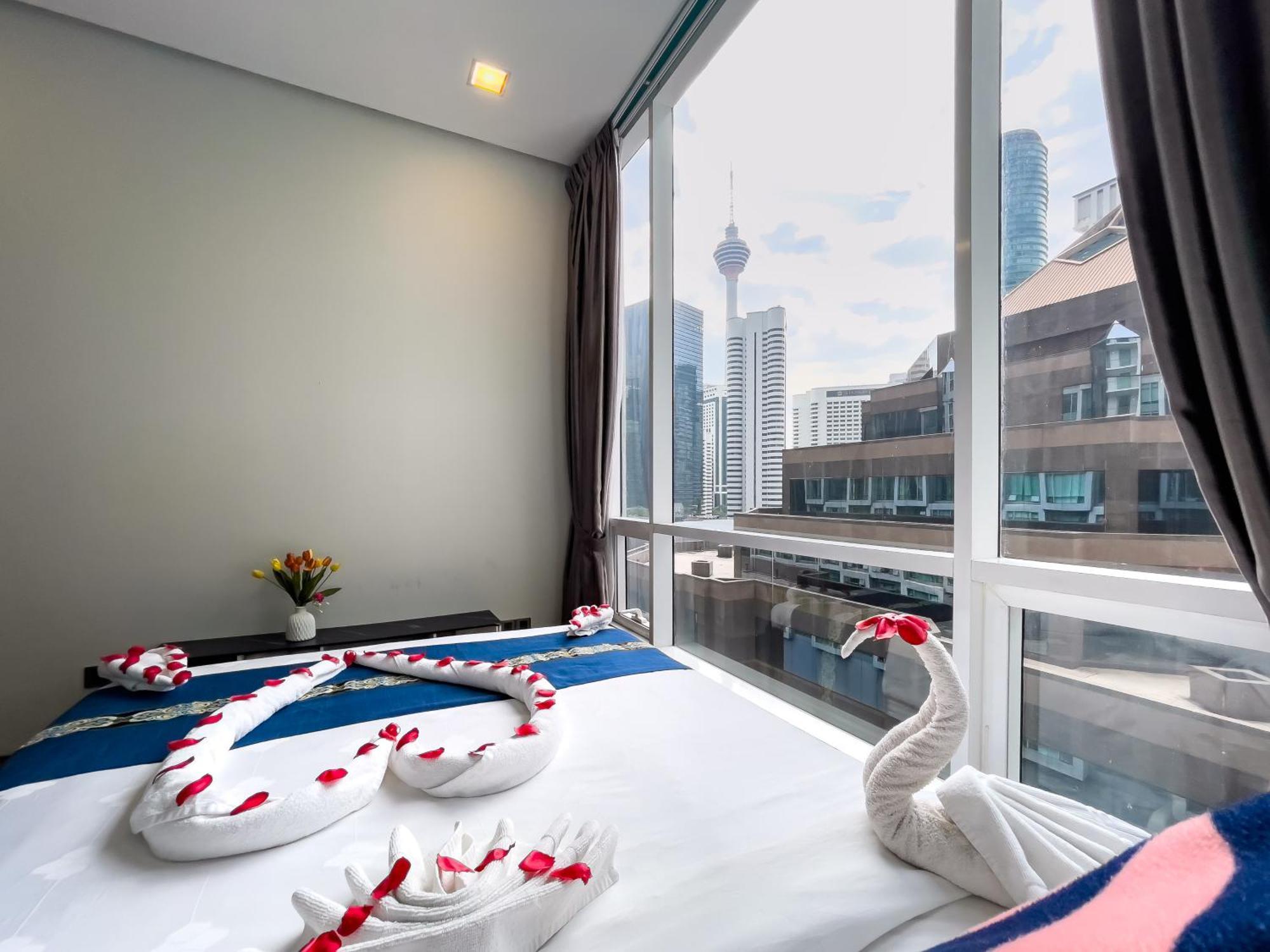 Soho Suites Klcc By Rest Куала-Лумпур Экстерьер фото