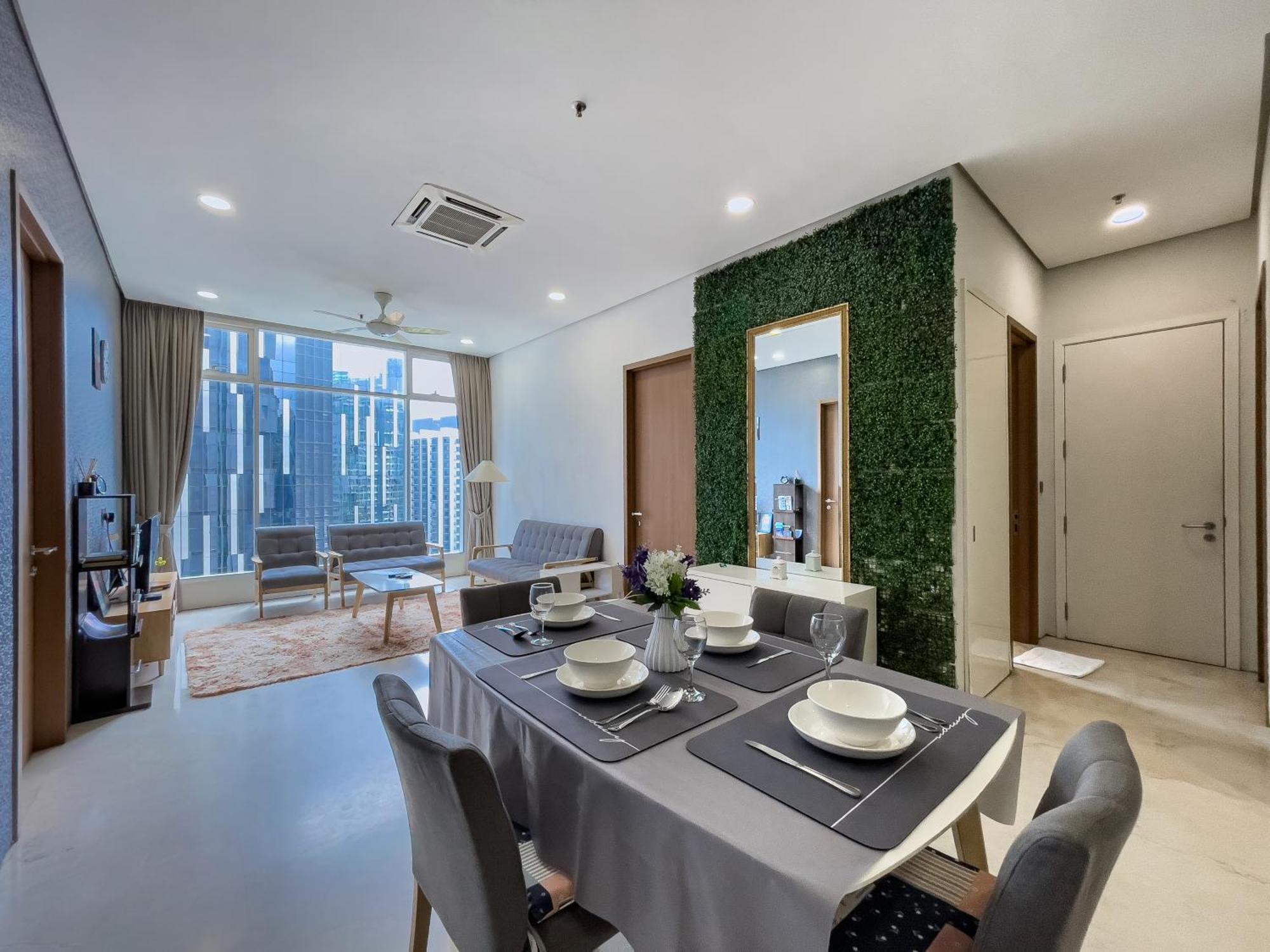 Soho Suites Klcc By Rest Куала-Лумпур Экстерьер фото